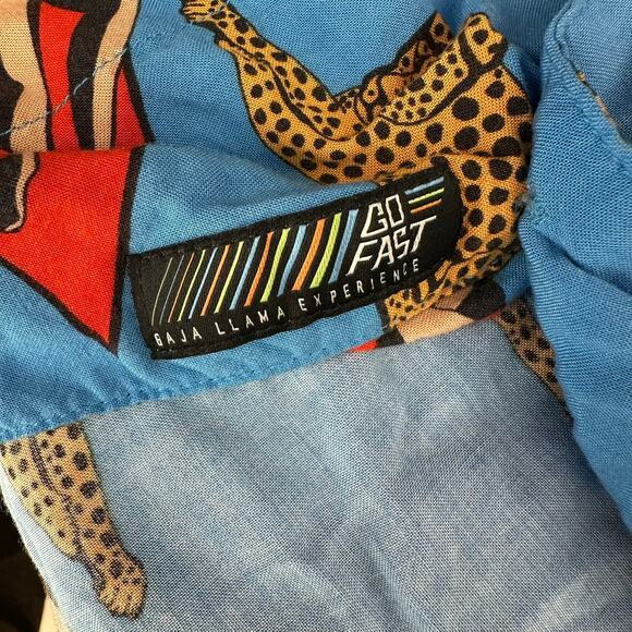 Baha Llama Mens Button Up Shirt Size S Cheetah Bathing Beauties Novelty Kitsch - Picture 5 of 10